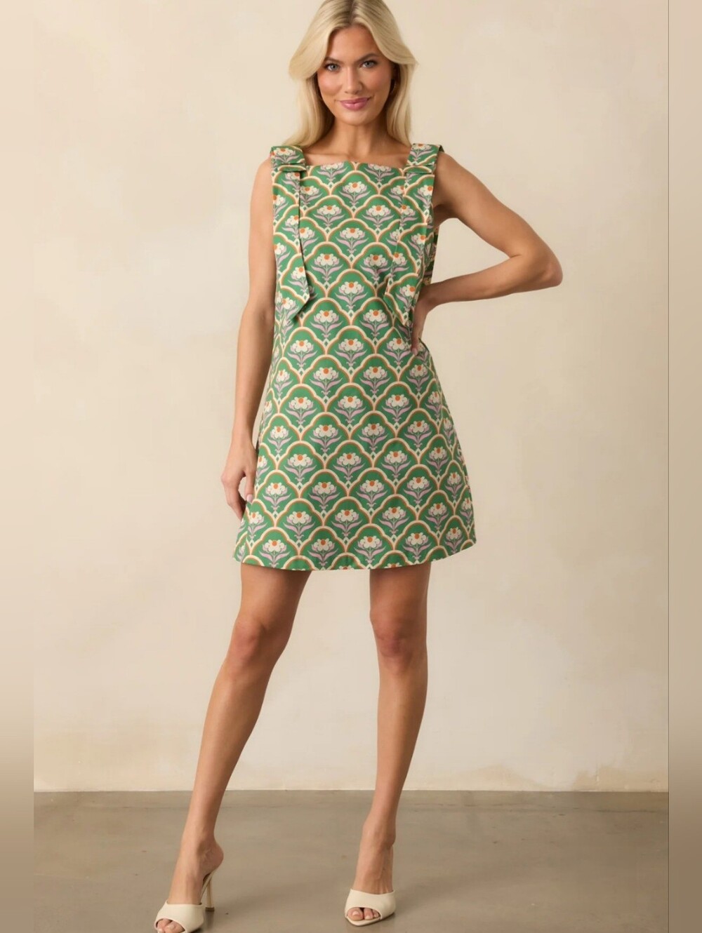 Entro Green Floral Mini Dress with Tie Shoulder Detail Size M - Picture 4 of 12